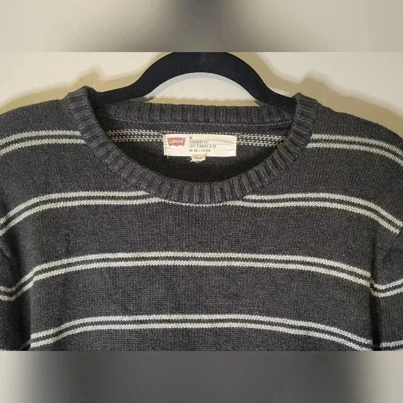 Levi's Standard fit striped sweater, crew neck, Gray, men's size medium - Picture 2 of 9